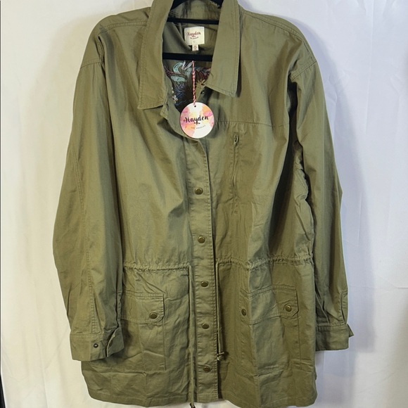 Hayden Jackets & Blazers - Hayden Embroidered Utility Jacket olive green Size 2x Cinch waist Snap Closure